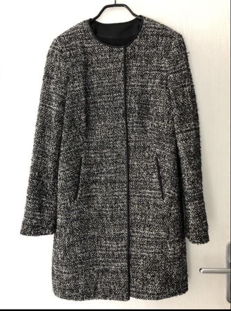 Schicker Bouclé-Mantel, ideal für den Herbst! Grösse M