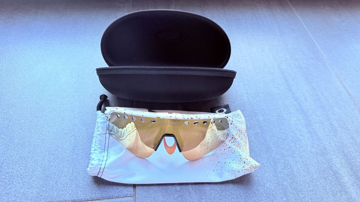 Oakley Occhiali & Lenti: Oakley Sutro Light Sweep weiss/gold – Nuovo (secondo la descrizione) da Stans venduto da lae_hzt7