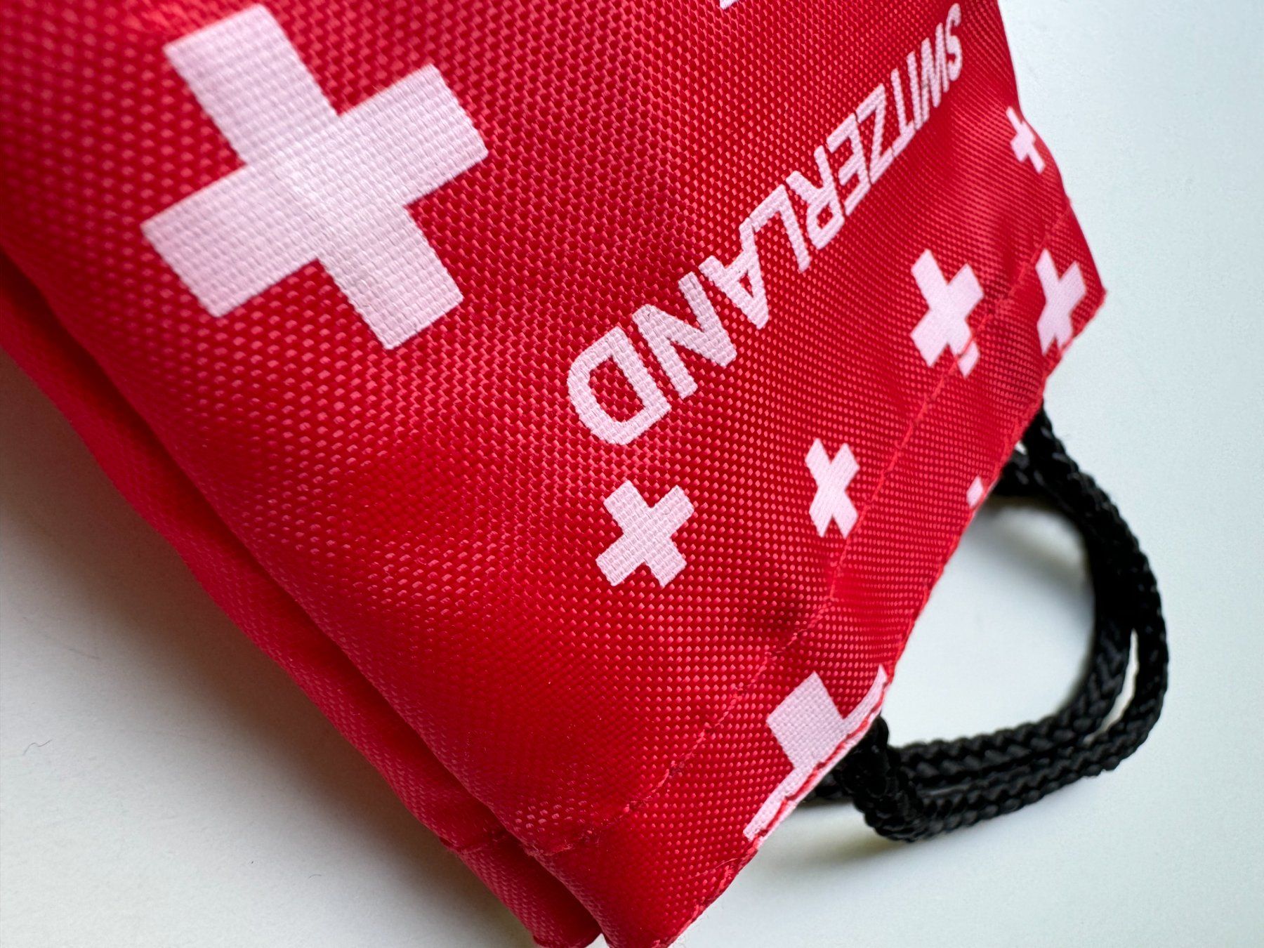 Sacs: Mini sac Switzerland – D'occasion à Genève par Reveur 2