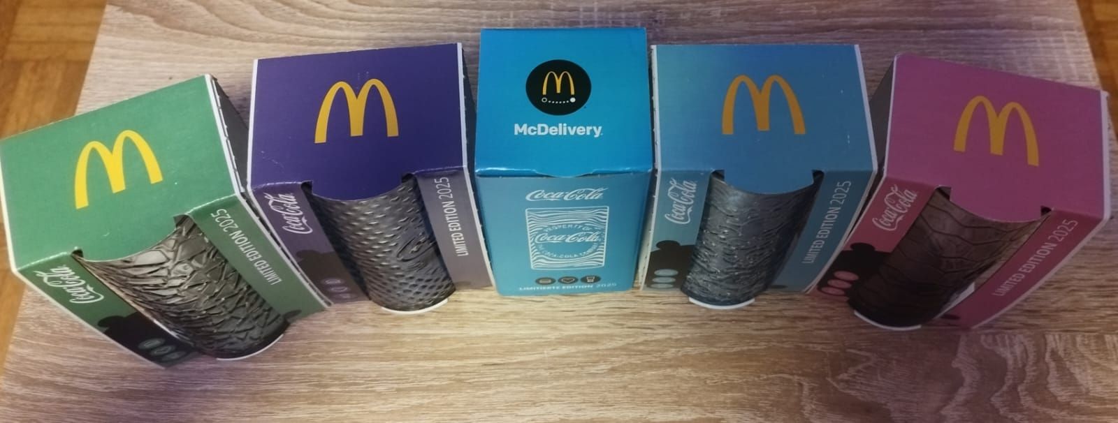 Bicchieri: 5 Mcdonald's Glas 2025 Limited Edition – Nuovo (secondo la descrizione) da Winterthur venduto da deb_c6qh 1