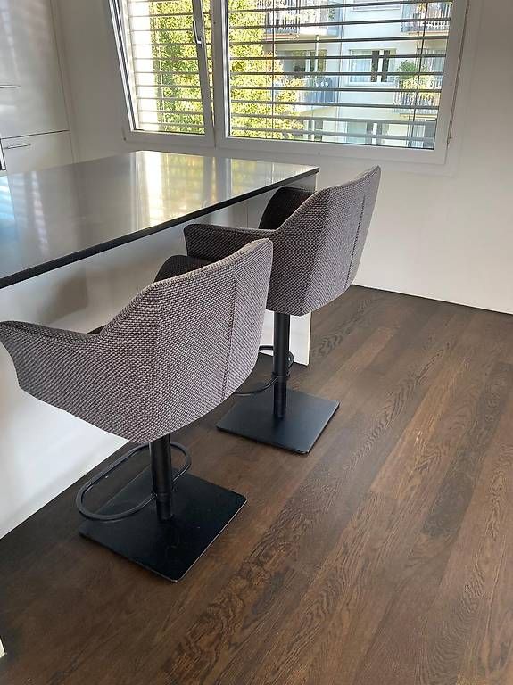 Hochstühle: 2 x Barstühle – Gebraucht aus Gontenschwil von jae_gf6t