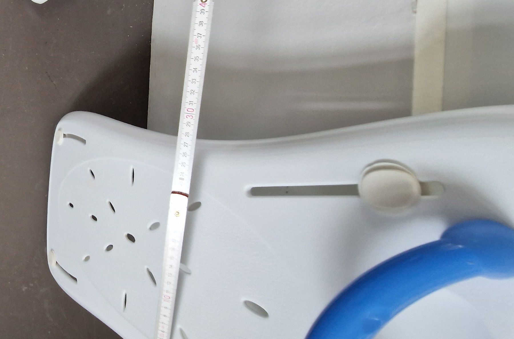 Sgabelli: Bade Wanne Sitz Weiss Blau Nr. 27 – Usato da Niederbipp venduto da Trude04 5