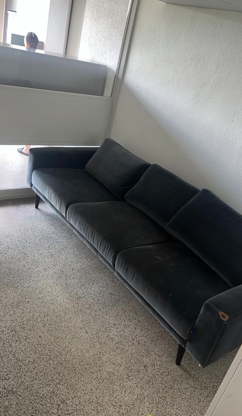Sofas: Sofa , Couch, Gratis – Gebraucht aus Zürich von kev_5lxb 1