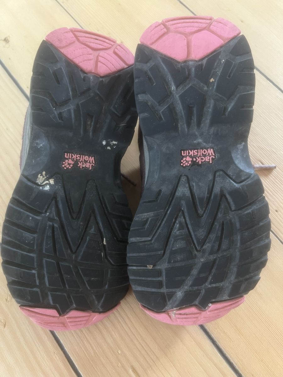 Jack Wolfskin Schuhe für Jungen: Trekkingschuhe von Jack Wolfskin in Grösse 29 – Gebraucht aus Allschwil von Fabienne0124 3