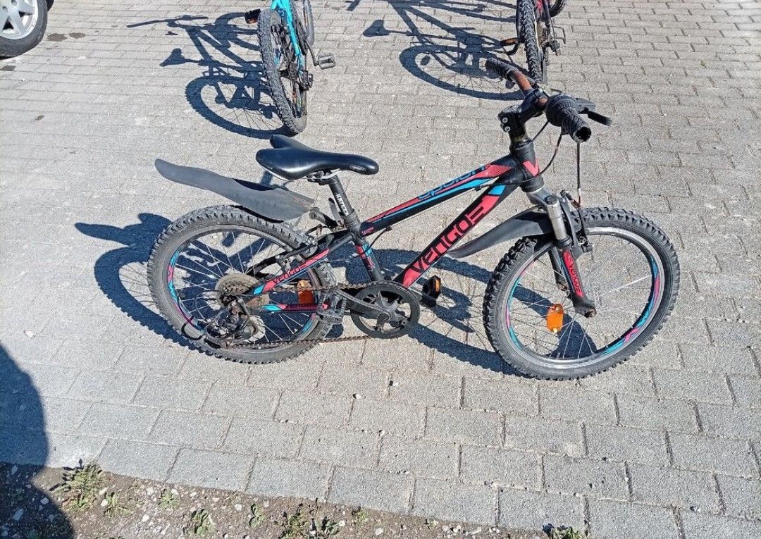 Velos: gebrauchtes Kindervelo 20er – Gebraucht aus Rietheim von vla_y88j