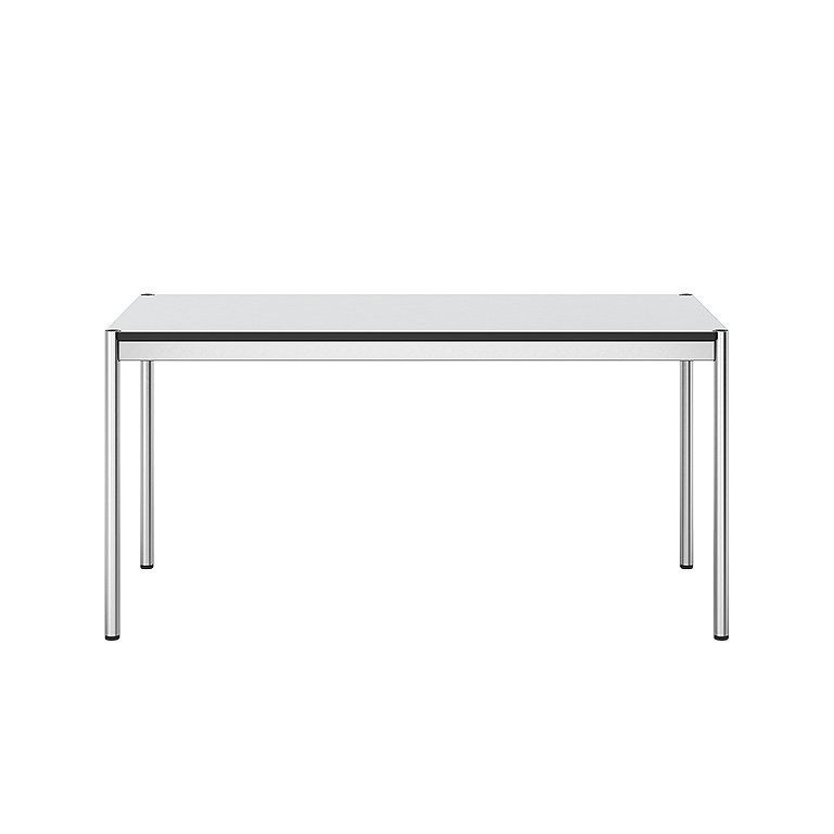 USM Schreibtische: USM Tisch 75x150cm, weiss – Gebraucht aus Birmensdorf ZH von phantomtom