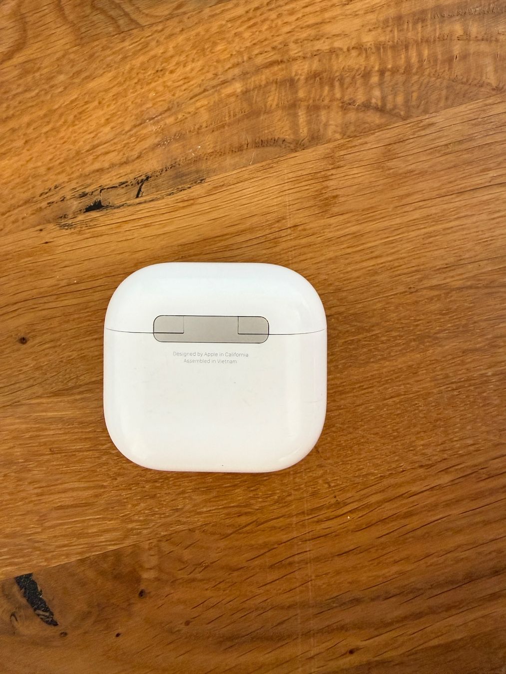Apple Cuffie: APPLE AirPods 4 Charging Case – Usato da Lausanne venduto da Nine1982 5