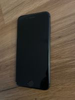 Schlankes iPhone 8 - 64 GB, Schwarz - Top Zustand!