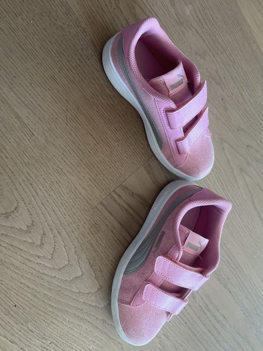 Puma Scarpe per ragazze: PUMA Sneaker Gr. 32 mit Klett – Usato da Brütten venduto da Aerox82 2