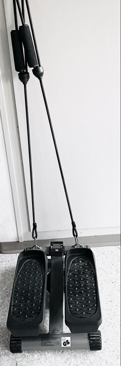 Hometrainer: Neuer K TEC Stepper mit Widerstandsbändern und Instructions – Nuovo (secondo la descrizione) da Winterthur venduto da auctiontown 1