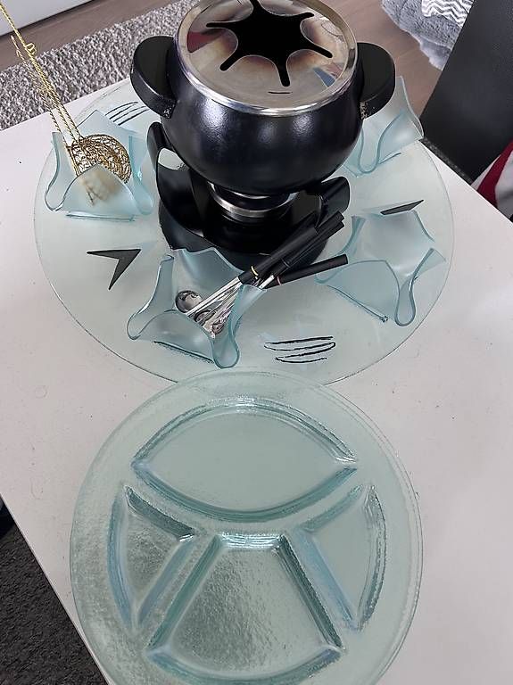 Geschirrsets: Fondue Chinoise Geschirr – Gebraucht aus Altdorf UR von tho_b9hw