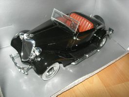 Ford Roadster Custom  * Solido 1:19
