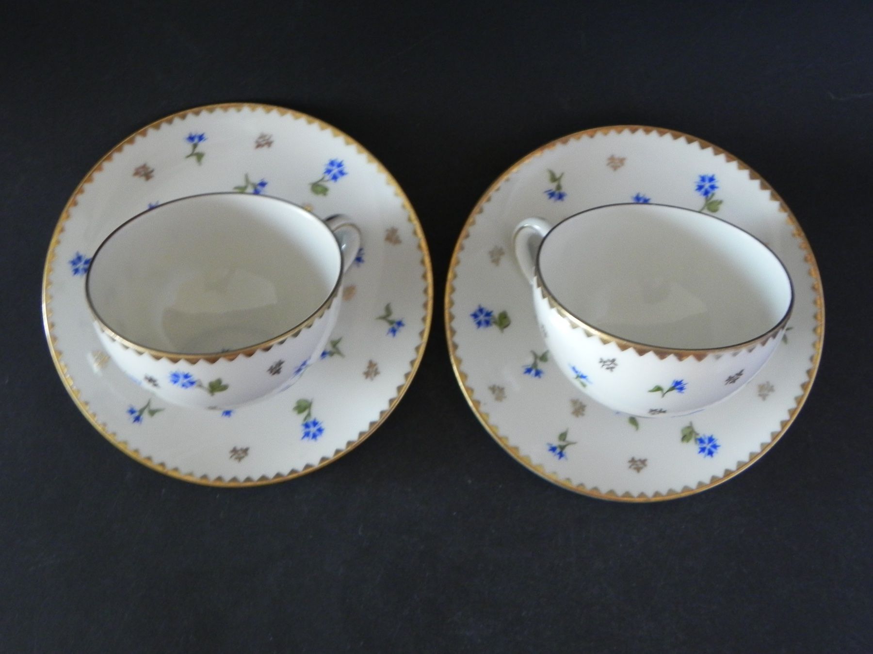 Tazze: 2 Espressosets mit Streublumen Dekor handbemalt - Langenthal – Nuovo (secondo la descrizione) da Zürich venduto da LodgE-21 1