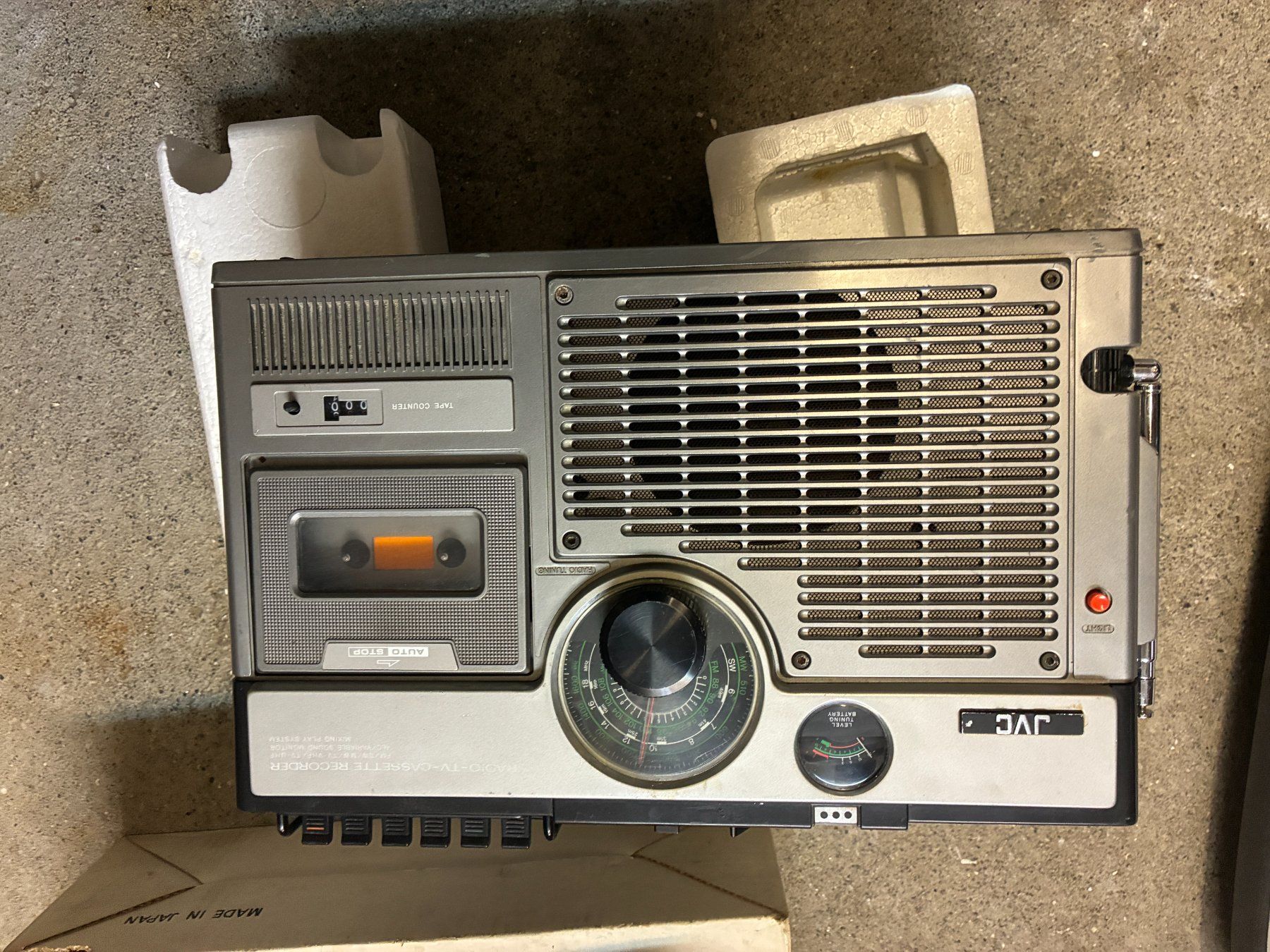 Radios: Alte Transistorradios – Defekt aus Thun von hei_x2mr 3