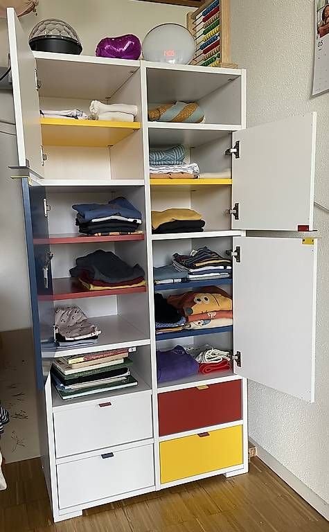 Armoires: Kinderkleiderschrank – D'occasion à Zürich par boriana 4