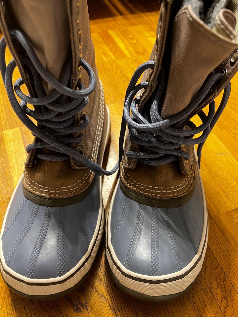 Sorel Scarpe da uomo: Sorel – Nuovo (secondo la descrizione) da Pully venduto da Kalissa 1