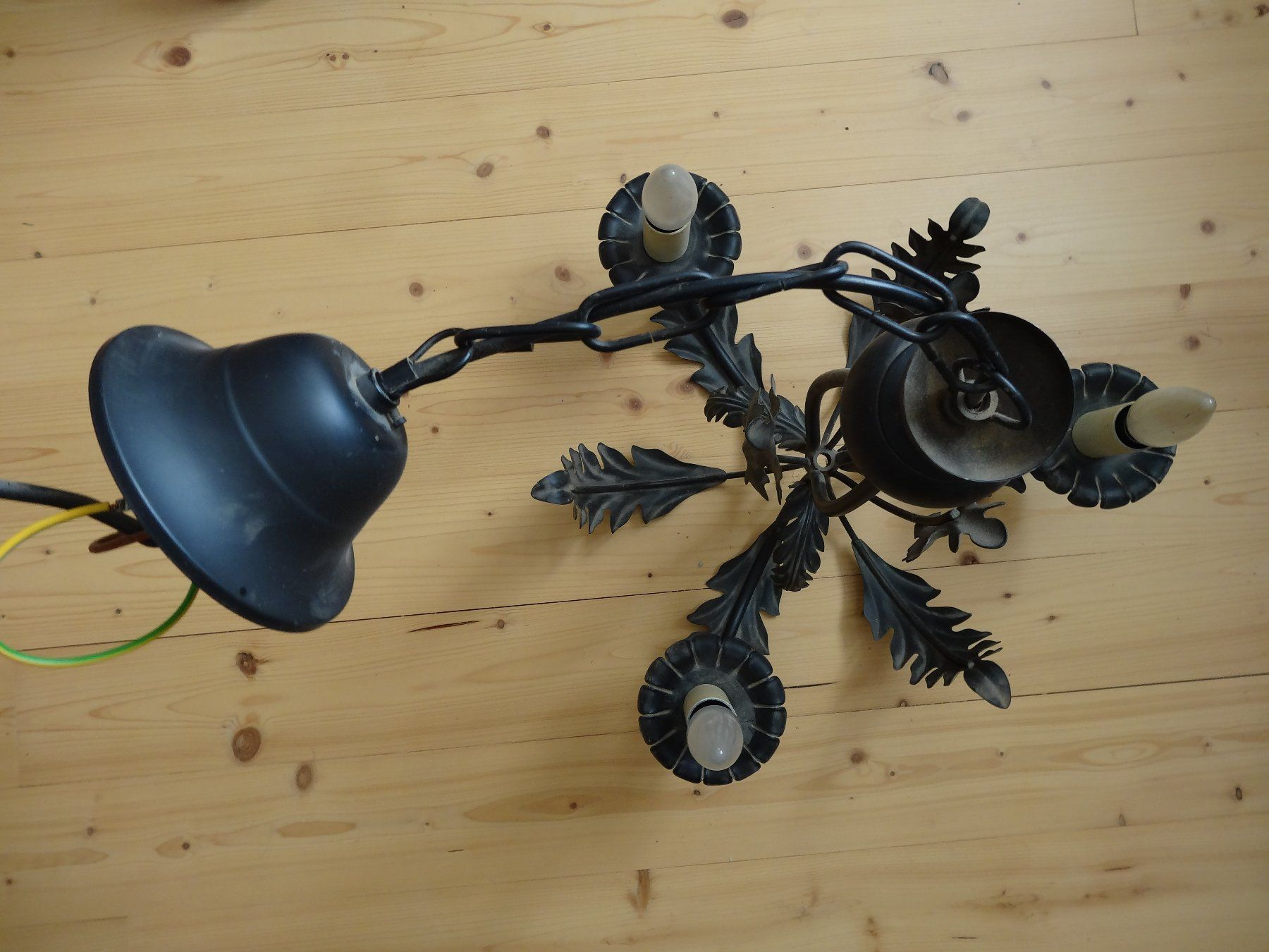 Lampade: Deckenlampe 3-armig  45cm hoch – Usato da Anwil venduto da larks 2