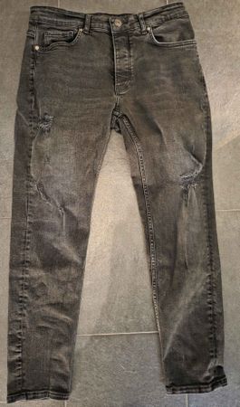 Schwarze Destroyed Jeans, Grösse 36