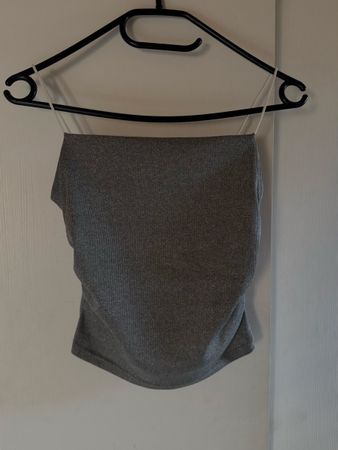 Graues Top