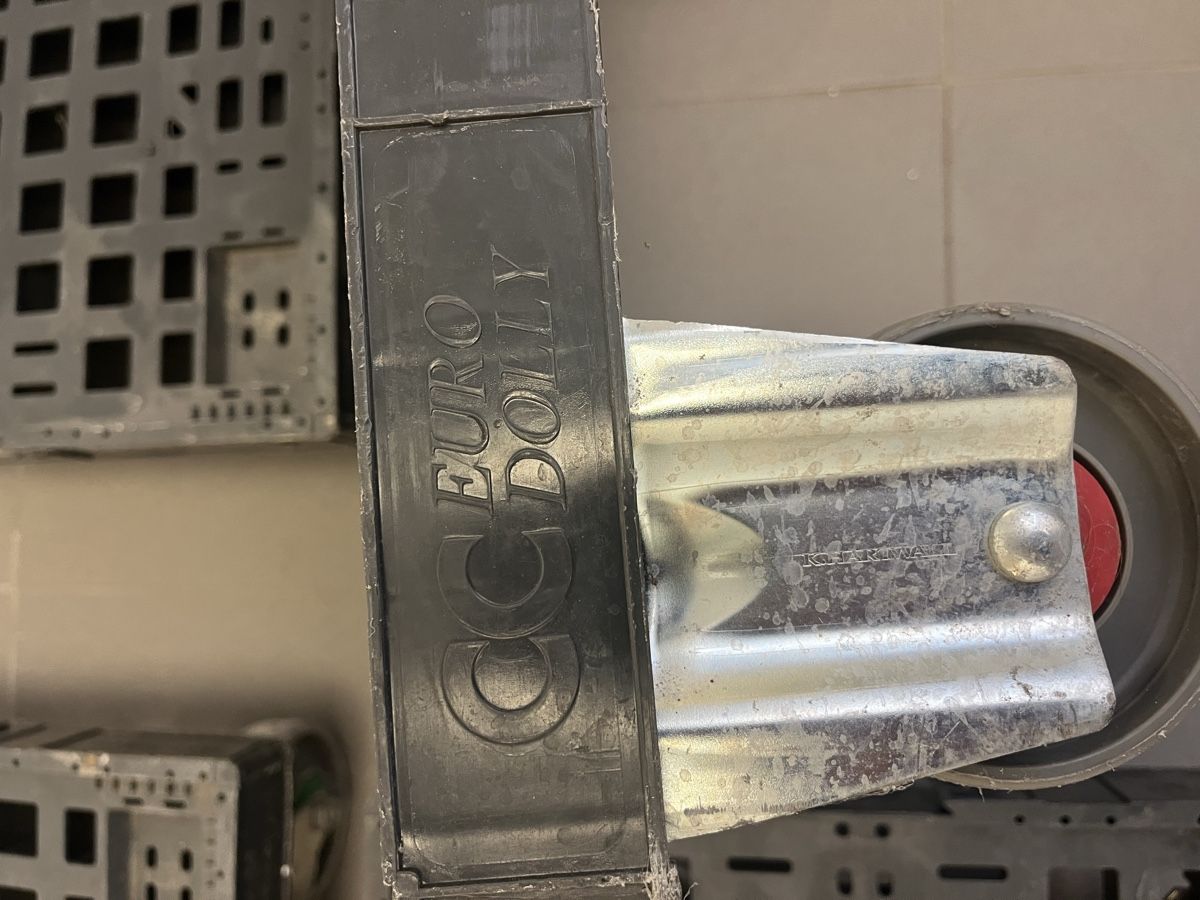 Tous les outils: Rolli 4 Stück bis 250 Kilo – D'occasion à Neerach par fuz_8d7l 4