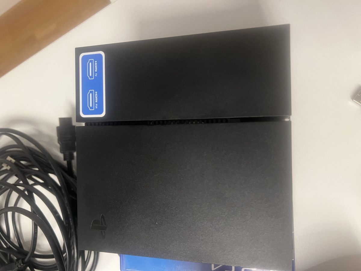 Sony Console: PlayStation 4  – Usato da Zürich venduto da jos_d7vr 3