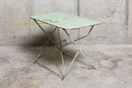 SALE - Vintage Gartentisch mit Patina