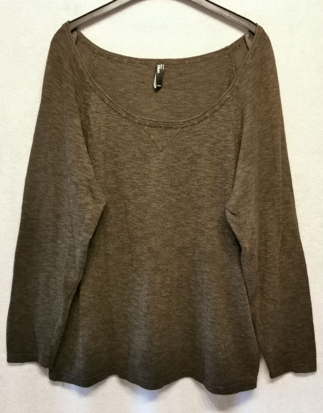 Maglioni & Felpe: Maxi Blue Pulli, Gr. 46/48 – Usato da Herisau venduto da byToxiiiical
