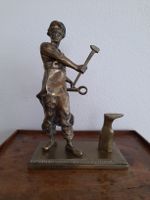 Alte Bronze , "" Der Schmied ""