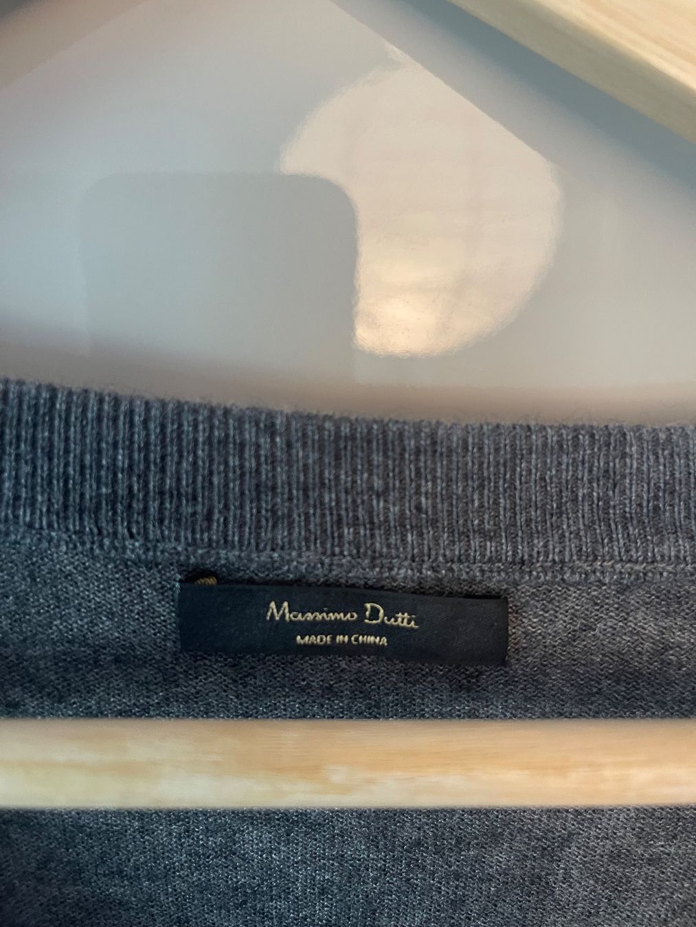Massimo Dutti Maglioni & Felpe: Massimo Dutti Pullover – 42% Wolle – Grau – neuwertig – Nuovo (secondo la descrizione) da Horgen venduto da penjoat13 1