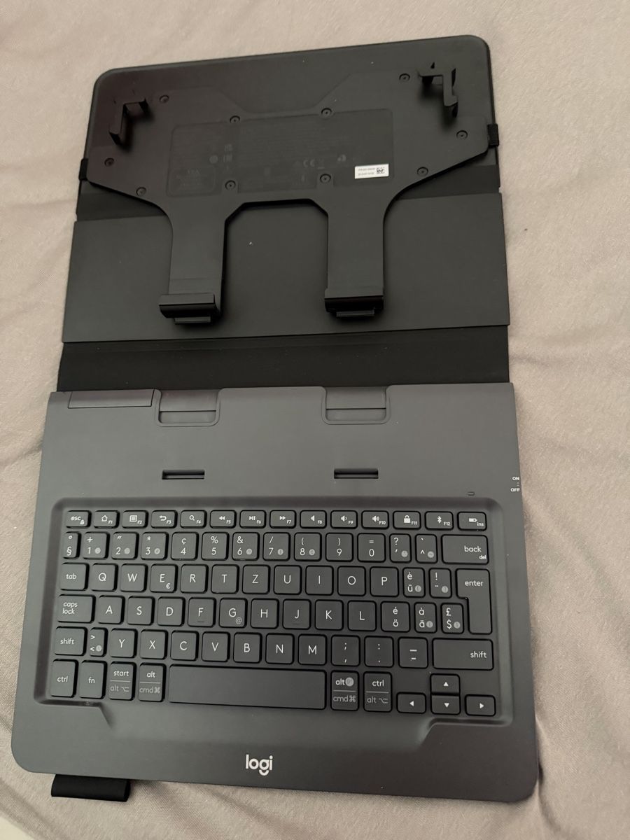 Logitech Claviers: tastatur logitech folio – D'occasion à oberentfelden par Foxi08 2