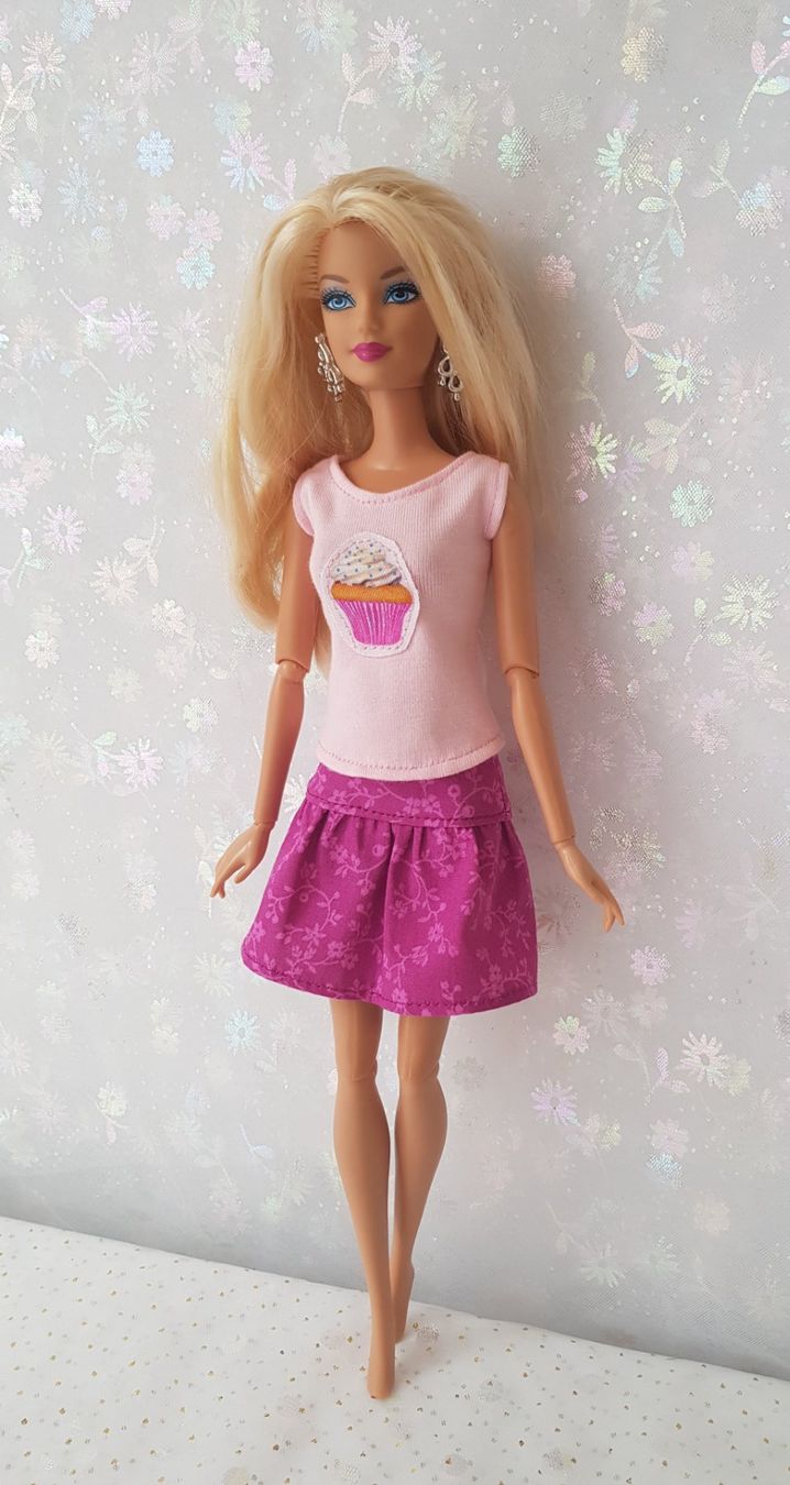Puppen: Barbie Kleider – Neu (gemäss Beschreibung) aus Lachen SZ von Sakura4hime 2