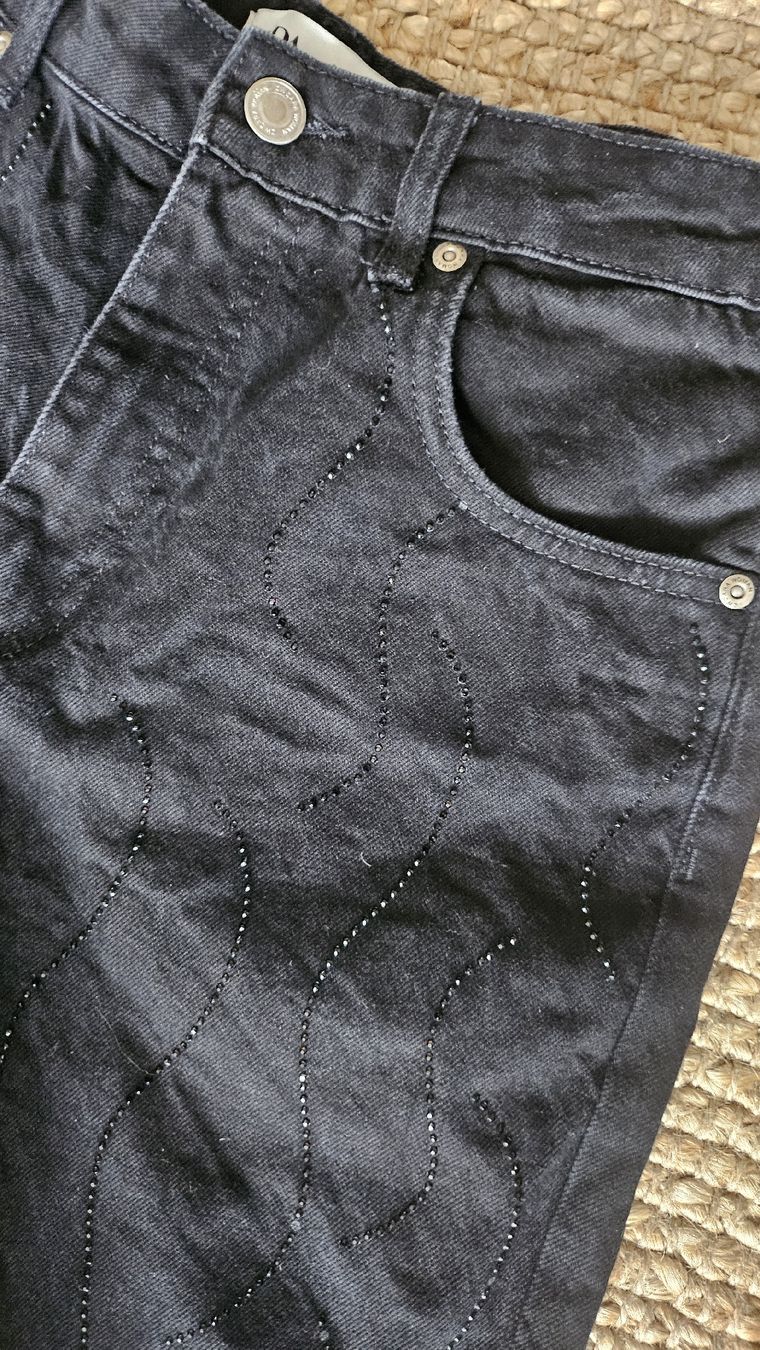 Zara Jeans: Schwarze Zara Jeans mit Strass, Gr. 38, – Usato da Bülach venduto da ane_yn2b 4