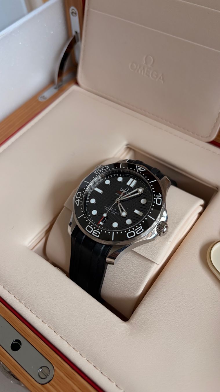 Omega Orologi: Omega Seamaster 300 – Usato da Basel venduto da Bandura1727