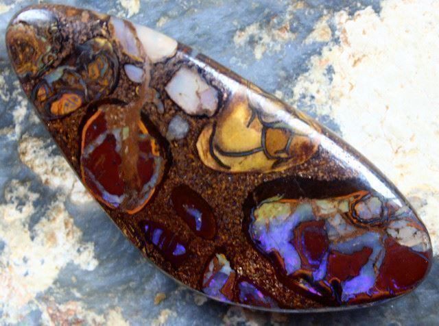Pietre preziose: Australischer Boulder Opal 35.90Cts. – Usato da Bern venduto da Grindelwaldaus 1
