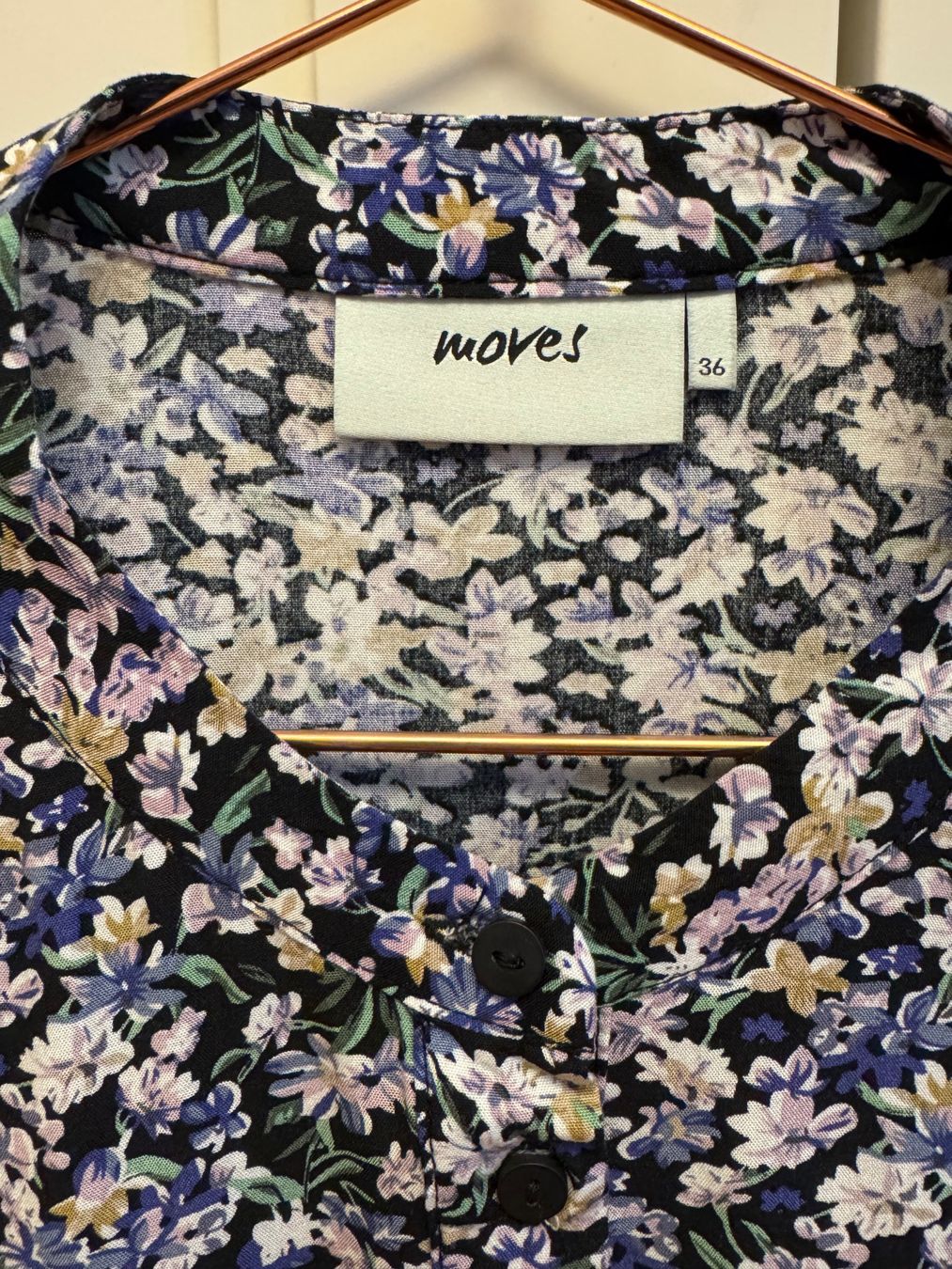 Blusen: Bluse Blumenmuster – Neu (gemäss Beschreibung) aus Zürich von anma_si_no 1