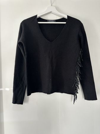 100% merino wool black V neck sweater
