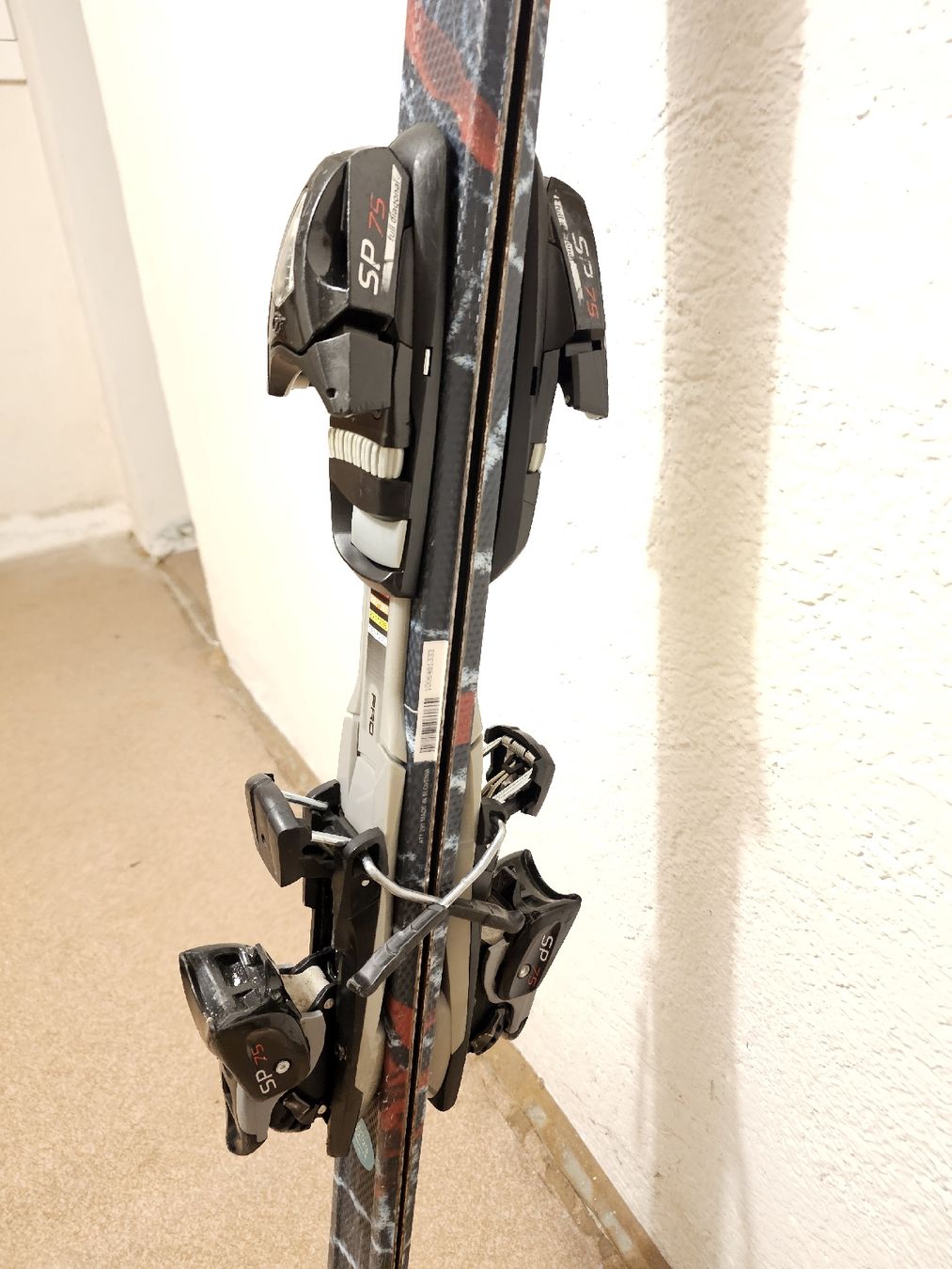 Tecnopro Sci: Ski alt für Anfänger 146 cm, welche Mietkosten sparen wollen – Usato da Wettingen venduto da S-C-01 3