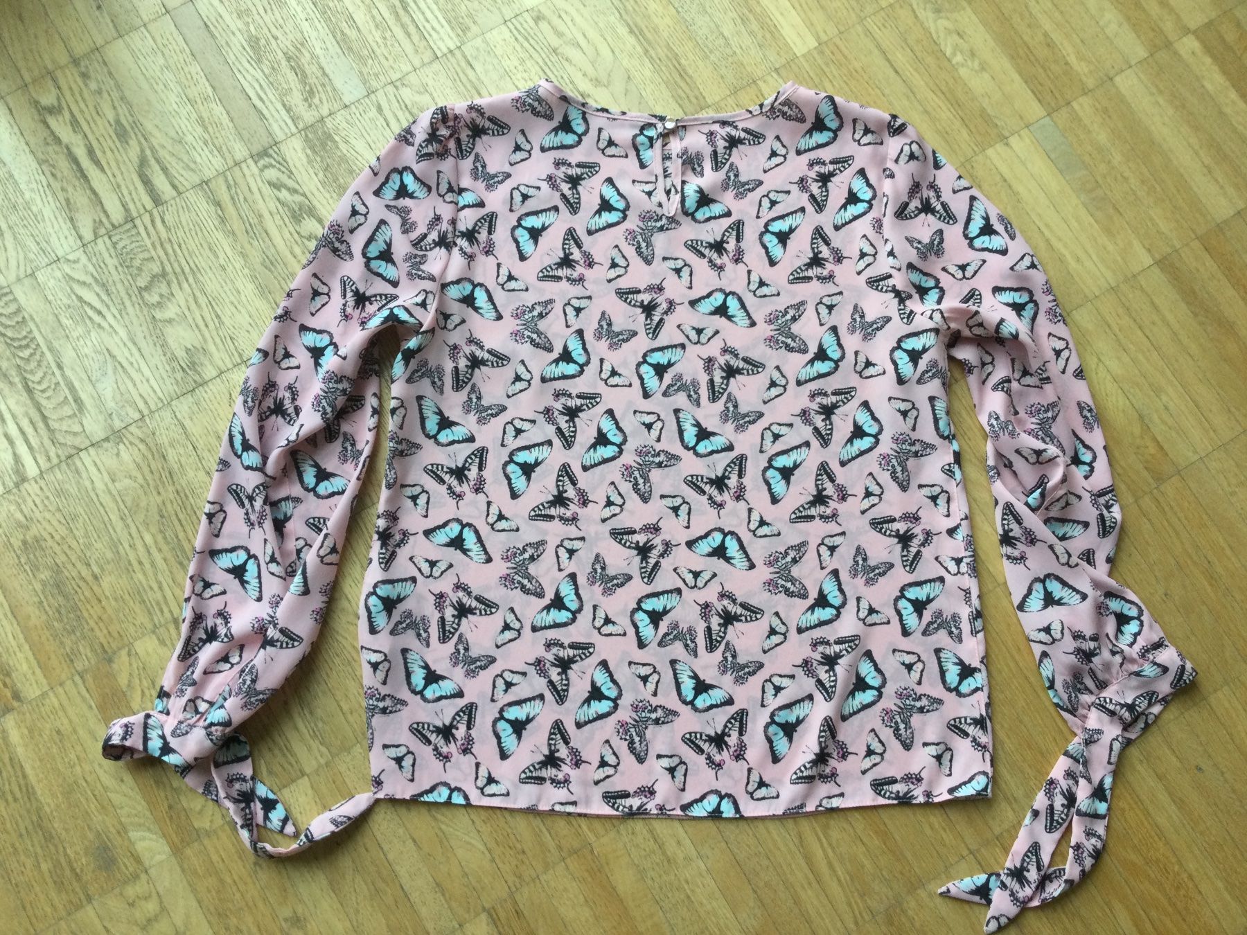 Dorothy Perkins Camicette: Bluse Schmetterlinge, Gr 38 – Usato da Zürich venduto da VorlonShadow 1