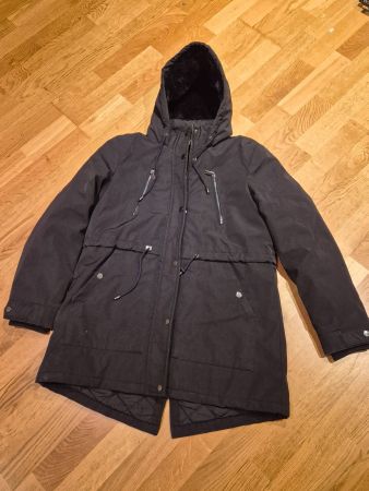 Damen Winterjacke Grösse 42 schwarz