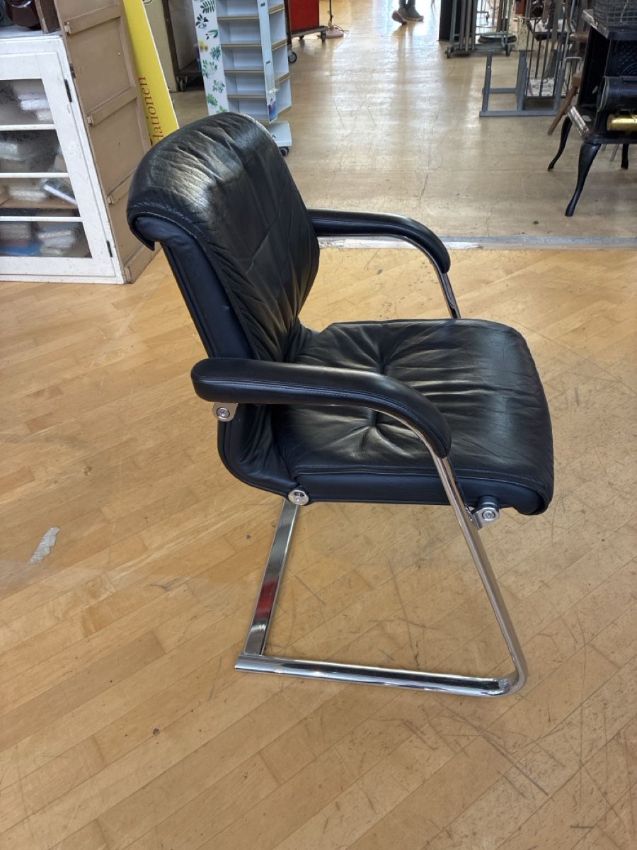 Girsberger Sedie: Girsberger  Trilax  Leder Schwarz, – Usato da Murgenthal venduto da casatualiq 1