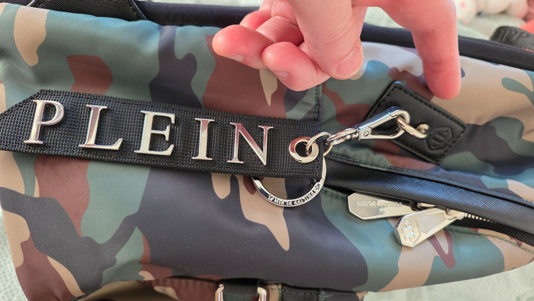 Philipp Plein Zaini: Philipp Plein Camouflage Rucksack – Usato da Horgen venduto da Biffy2010 2