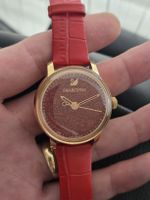 Swarovski Crystalline Hours Rouge, montre femme rouge❤️
