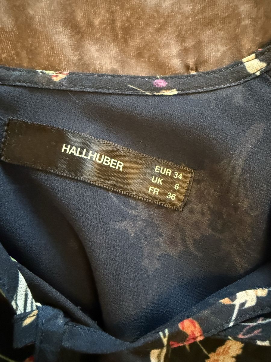 Hallhuber Kleider: Kleid – Gebraucht aus Sarnen von Sla_ta 3