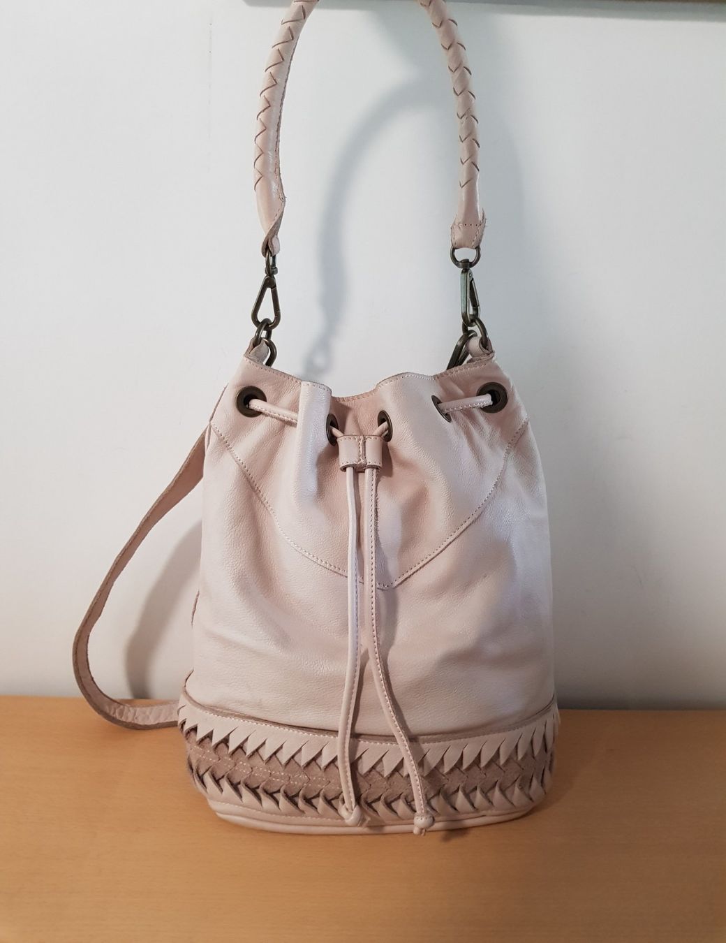 Liebeskind Borse da donna: Liebeskind Berlin Beuteltasche – Usato da Basel venduto da Birs868