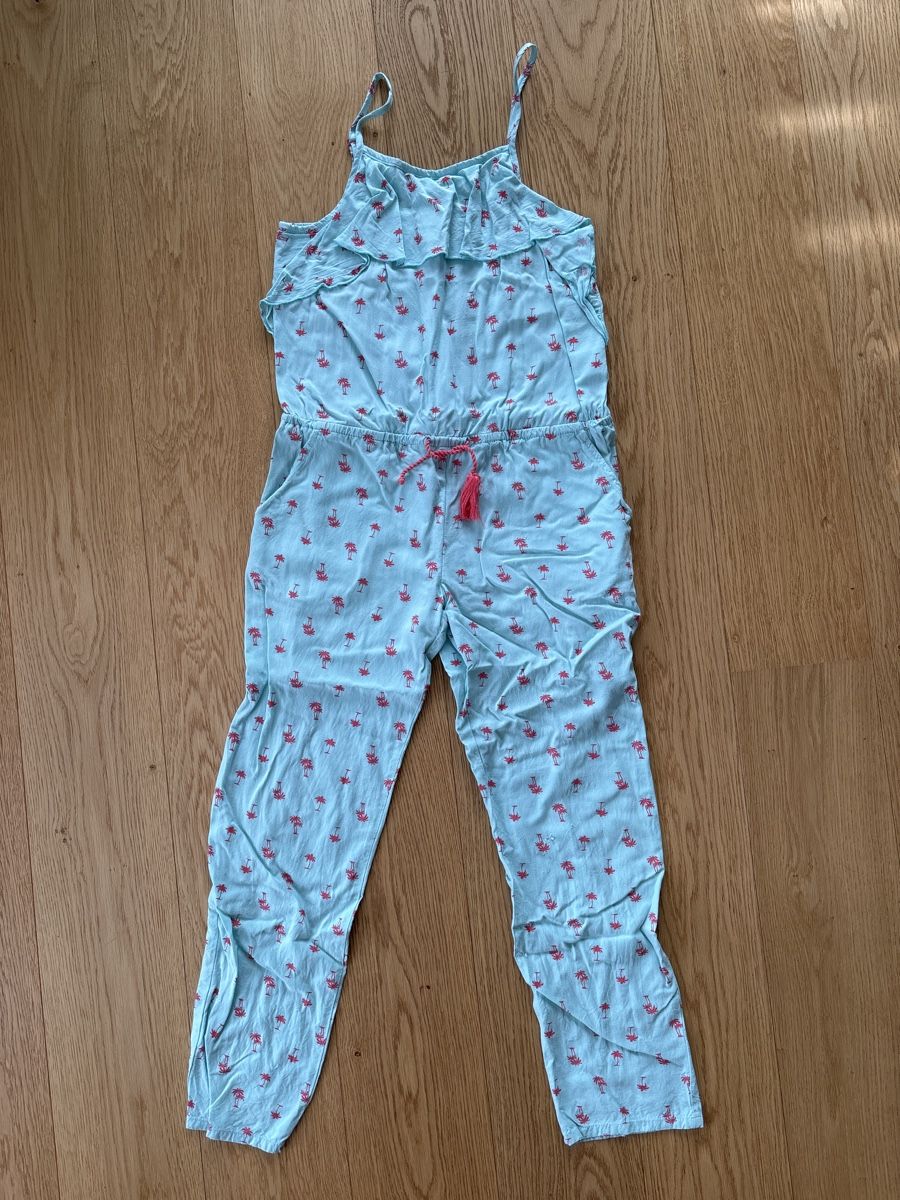 Tute: Combinaison - taille 10 ans – Usato da Lonay venduto da car_l9sk