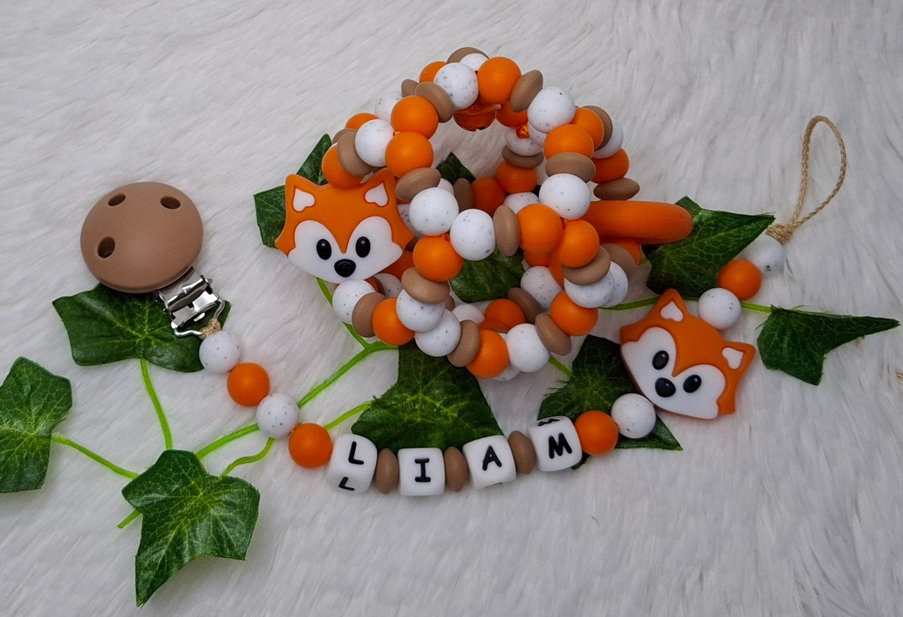 Succhiotti & catenelle porta ciuccio: Set Nuggiketteli + Motorikball Mausi oder Füchsli – Nuovo e nell'imballaggio originale da Oberurnen venduto da rotty80 2
