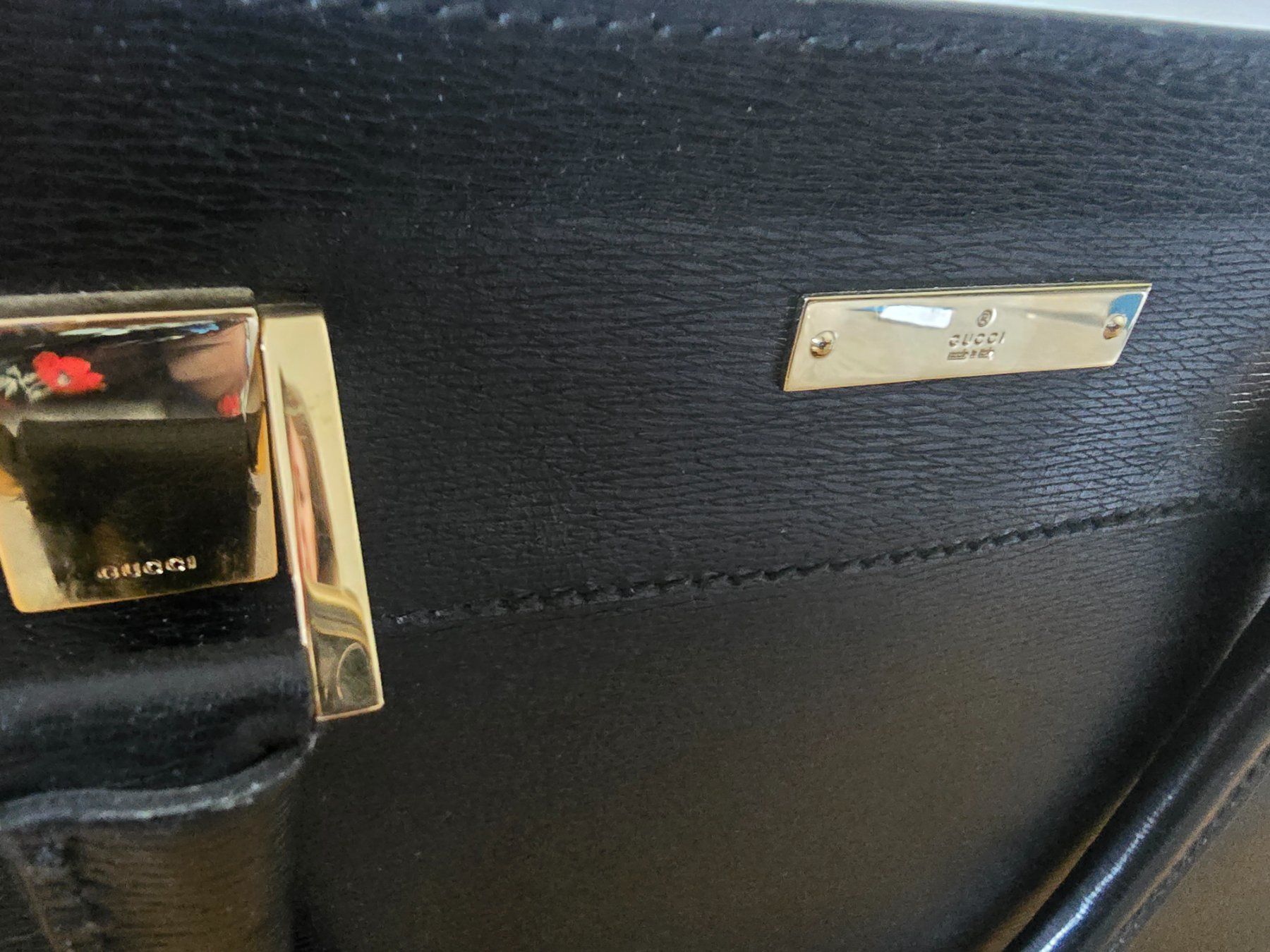 Gucci Valises & Sacs: Gucci briefcase – D'occasion à Chavannes-des-Bois par sarahzo 4