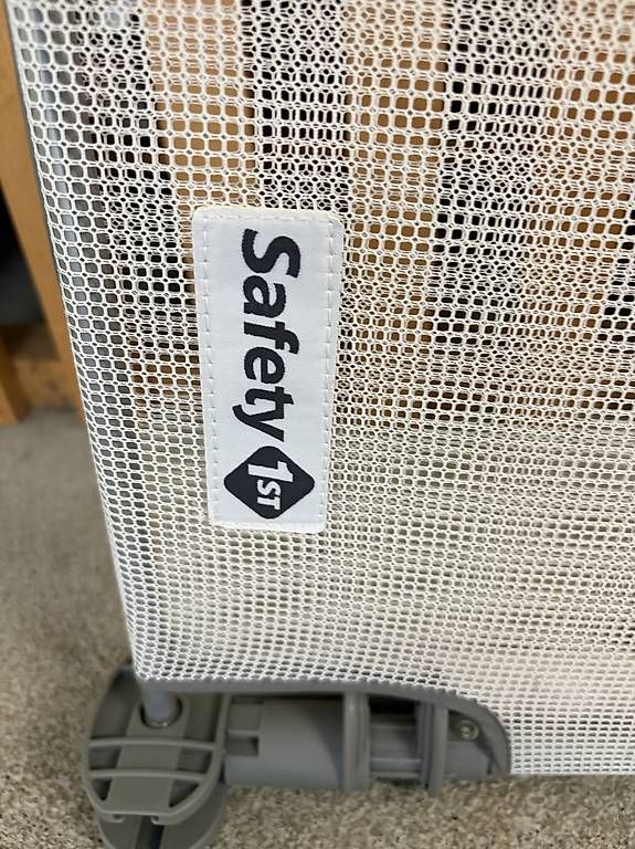 Parcs & barrières de sécurité: Safety 1st Bettgitter – D'occasion à Luzern par StefAl 1