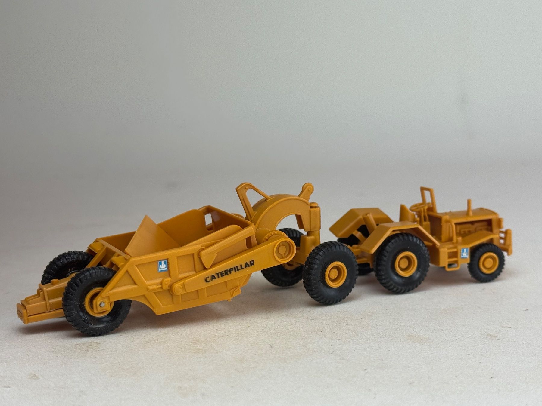 Modellini d'auto: VE1- Roco Erdbeweger mit Anhänger – Usato da Elm venduto da Wikmtz 1