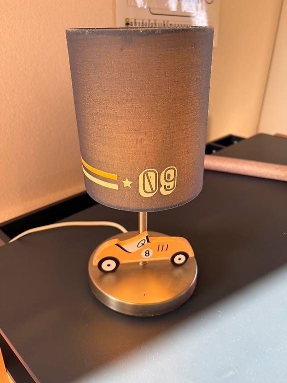 Lampes: Lampe de chevet ou de bureau – D'occasion à Semsales par lor_2lvn 1